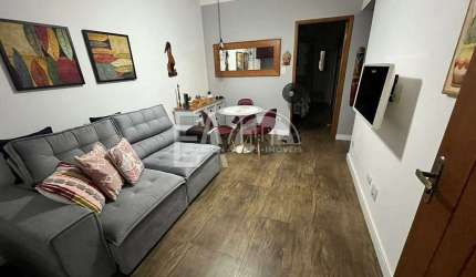 Apartamento com 1 dorm, em frente a praia do Gonzaga, Santos