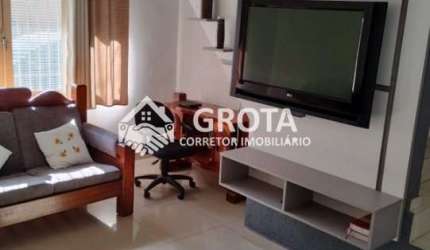 Sobrado Frontal no Conjunto Residencial Jose Bonifacio - 130m2 - 3 Dormitorios - 2 Vagas