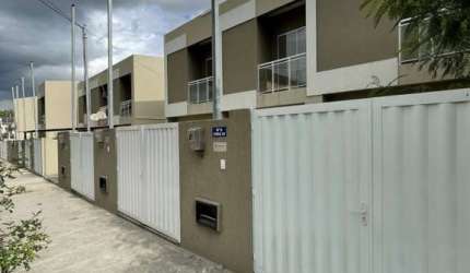 Casa Duplex para Venda em Queimados, Vila Camarim, 2 dormitórios, 1 banheiro, 1 vaga