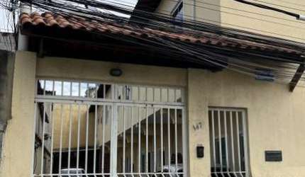 Casa Usada para Venda em Nilópolis, Nossa senhora de Fátima, 2 dormitórios, 2 banheiros, 1 vaga