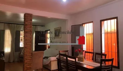 Casa com 3 quartos à venda na Rua Edson Peregrini, 122, Jardim Cachoeira, São Paulo por R$ 626.000
