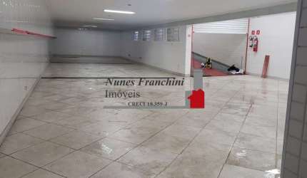 Excelente oportunidade de locação de loja comercial no bairro Limão em São Paulo-SP: 2 banheiros, 7 vagas de garagem, 273m² por 3690+IPTU 490,00!