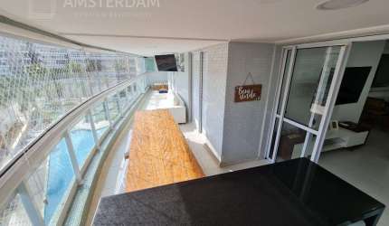 Apartamento à venda na Riviera de São Lourenço módulo 7 no clube compartilhado