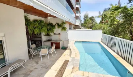 Amplo apartamento térreo à venda na Riviera de São Lourenço no módulo 3