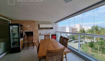 Apartamento pé na areia com vista para o mar à venda em Riviera de São Lourenço