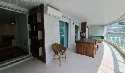 Apartamento à venda na Riviera de São Lourenço no módulo 7
