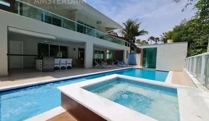 Excelente sobrado em rua larga à venda em Riviera de São Lourenço módulo 18