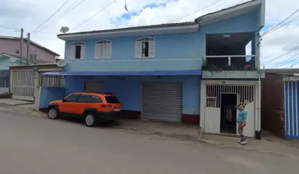Casa com 4 quartos à venda na Rua Alfredo Rodrigues, 265, Capela Velha, Araucária, 190 m2 por R$ 350.000