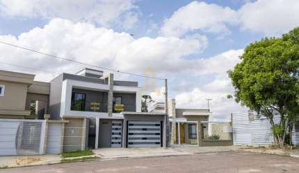 Casa com 3 quartos à venda na Rua Miguel Bertolino Pizatto, 2835, Iguaçu, Araucária, 270 m2 por R$ 1.998.000