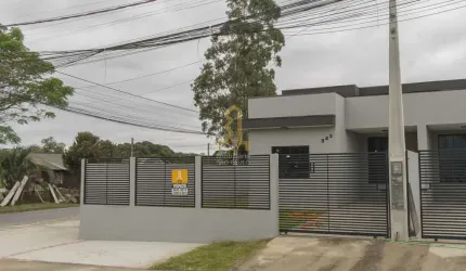 Casa com 3 quartos à venda na Rua Hortênsia, 543, Campina da Barra, Araucária, 69 m2 por R$ 450.000