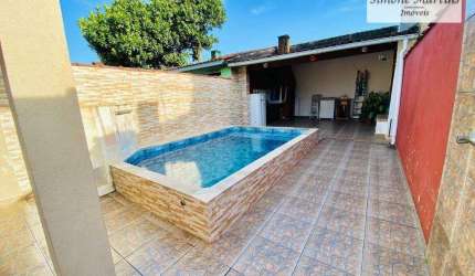 Casa com 2 quartos á venda com piscina na praia de Mongaguá por apenas 305.000,00
