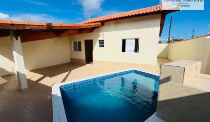 Casa com 2 dormitórios à venda, 71 m² por R$ 389.900,00 - Vila São Paulo - Mongaguá/SP