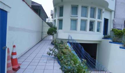 Vende ou Aluga Prédio Comercial  c/ 980 m2, px Afonso Pena x Rodrigues Alves - Santos