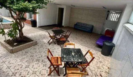 Ótimo Sobrado com piscina - 4 Dormitórios (3 suítes) – À Venda - Vila Belmiro - Santos SP
