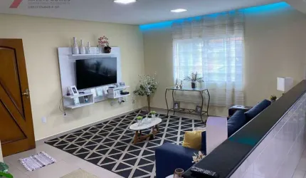 Sobrado com 3 dormitórios à venda, 189 m² por R$ 790.000,00 - Vila Pires - Santo André/SP