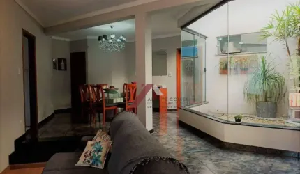 Casa com 3 dormitórios à venda, 251 m² por R$ 1.600.000,00 - Vila Assunção - Santo André/SP