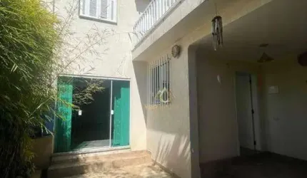 Sobrado com 3 dormitórios à venda, 140 m² por R$ 785.000 - Jardim - Santo André/SP