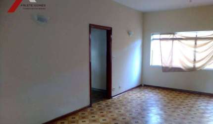 Sobrado com 4 dormitórios à venda, 290 m² por R$ 850.000,00 - Bangu - Santo André/SP