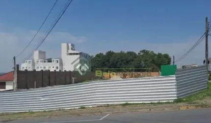 TERRENO DE ESQUINA - CENTRO - ARAUCÁRIA