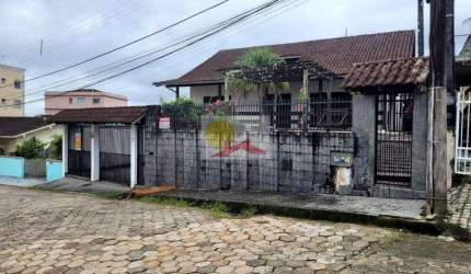 CASA no FLORESTA com 4 quartos para VENDA, 250 m²