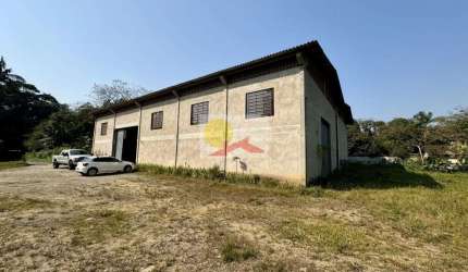GALPÃO no CENTRO (PIRABEIRABA) com 0 quartos para LOCAÇÃO, 784 m²