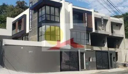 TRIPLEX no FLORESTA com 3 quartos para VENDA, 145 m²
