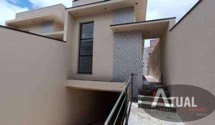 Casa à venda em Terra Preta - Mairiporã/SP - próximo ao centro
