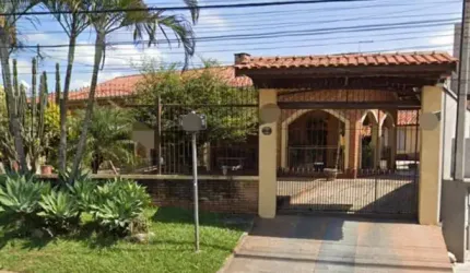Casa á venda em Atibaia/SP - terreno com  874 m² - área comercial