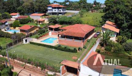 Chácara á venda em Atibaia - com 4 dormitórios (01 Suíte)  terreno 1.368 m²
