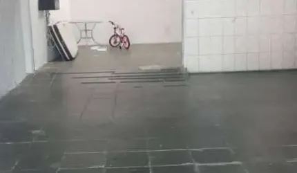Venda ou locação de um Salão comercial  já com uma casa em Jundiaí.