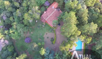SÍTIO EM ATIBAIA EXCELENTE LOCALIZAÇÃO  A 4KM  DO CENTRO.