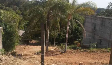 Terreno de 1500m² no Bairro Jardim Colonial - Atibaia