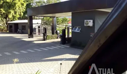Casa em condomínio Shangri-lá  área construida 300 m²-terreno 510 m²