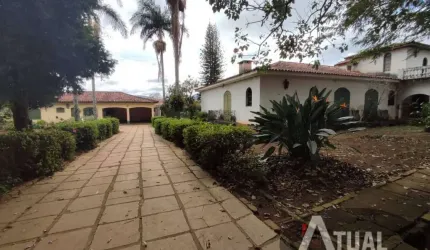 Casa á venda - 834 m² em Piracaia-no jardim santos reis- de construção