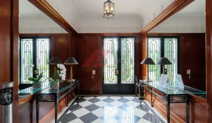 Imóvel de luxo para locação em São Paulo-SP: Apartamento de 3 suítes, 3 salas, 6 banheiros, 8 vagas e 532,98 m² no Jardim Leonor.