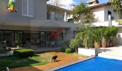 Residência de luxo no Jardim Guedala: 4 quartos, 4 suítes, 3 salas, 7 banheiros, 4 vagas - 480m² - São Paulo-SP