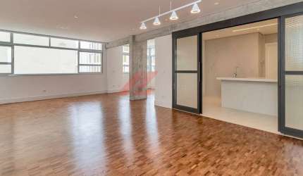Apartamento luxuoso à venda em Cerqueira César, São Paulo-SP: 3 quartos, 3 suítes, 1 sala, 5 banheiros, 2 vagas, 213m².