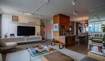 Apartamento de alto padrão no Jardim Europa com 2 suítes e localização privilegiada em São Paulo-SP