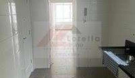 Apartamento com excelente vista, esquina com a rua da Consolação, 89,00 m² útil, 2 dormitórios mais o terceiro opcional.