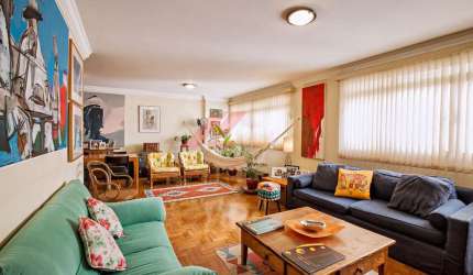 Apartamento de Luxo à Venda no Itaim Bibi, São Paulo-SP: 3 Quartos, 1 Suíte, 3 Banheiros, 1 Vaga, 160m² de Pura Elegância!