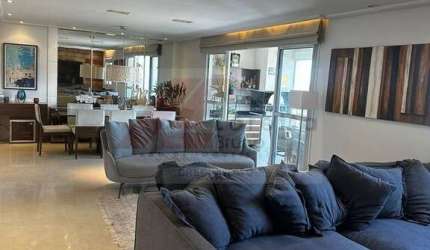 Chacara Santo Antonio Lindo apartamento 143m², 3 suítes, living amplo, varanda gourmet, cozinha grande, 2 vagas. Lazer completo. Fácil acesso à Marginal Pinheiros