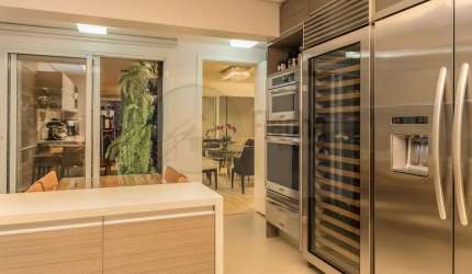 Lindo apartamento de 298 m2 em Vila Nova Conceição - 4 suítes e 4 vagas
