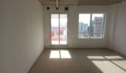 Oportunidade Única: Sala Comercial à Venda na Chácara Santo Antônio, São Paulo-SP! 1 Sala, 1 Banheiro, 1 Vaga, 39,65m².