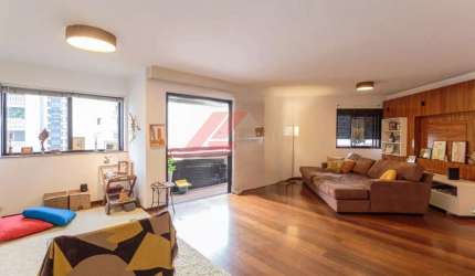 Apartamento de Luxo para Locação no Itaim Bibi, São Paulo-SP: 2 Quartos, 2 Suítes, 1 Sala, 3 Banheiros, 2 Vagas, 146m².