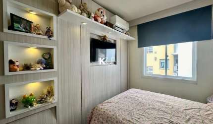 Cobertura com 4 quartos à venda na Avenida Santa Catarina, --, Estreito, Florianópolis por R$ 800.000