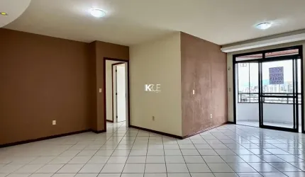 Apartamento com 3 quartos para alugar na Avenida Governador Ivo Silveira, --, Estreito, Florianópolis por R$ 3.700