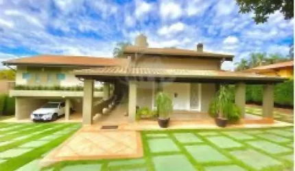 Maravilhosa Casa/Chácara para Venda em Valinhos, próximo ao colégio Porto Seguro e colégio Maple Bear.