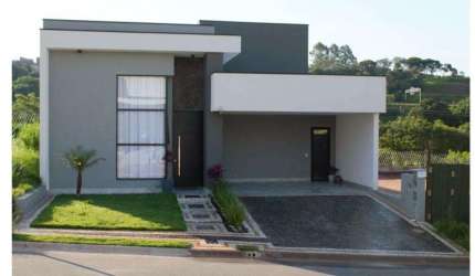 Casa térrea à venda no residencial Mont`Alcino em Valinhos/SP