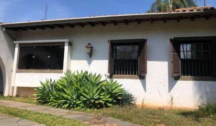 CASA A VENDA COM 3 QUARTOS NO BAIRRO NOVA CAMPINAS - CAMPINAS/SP.
