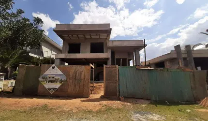 SOBRADO COM 4 SUÍTES, ESCRITÓRIO E PISCINA À VENDA EM CONDOMÍNIO DE PAULÍNIA/SP